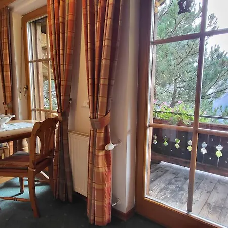 Himmelbauer 公寓 *